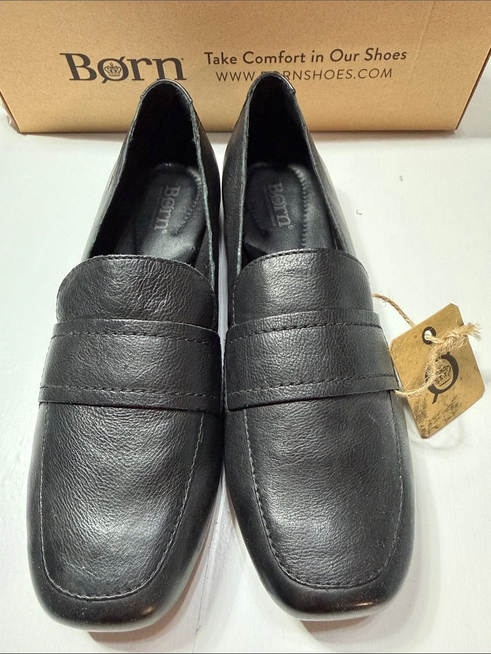 Born Branca Black Leather Slip-On Penny Loafers 8.5 NIB